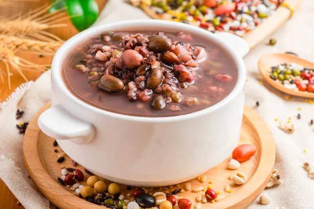 加入适量|养生从肠道开始,长寿老人要常吃“八宝”,调理肠胃,健康过春天