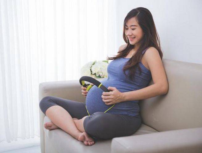 症状|孕早期，若身体出现这4个变化，可能是动了“胎气”，别忽视！