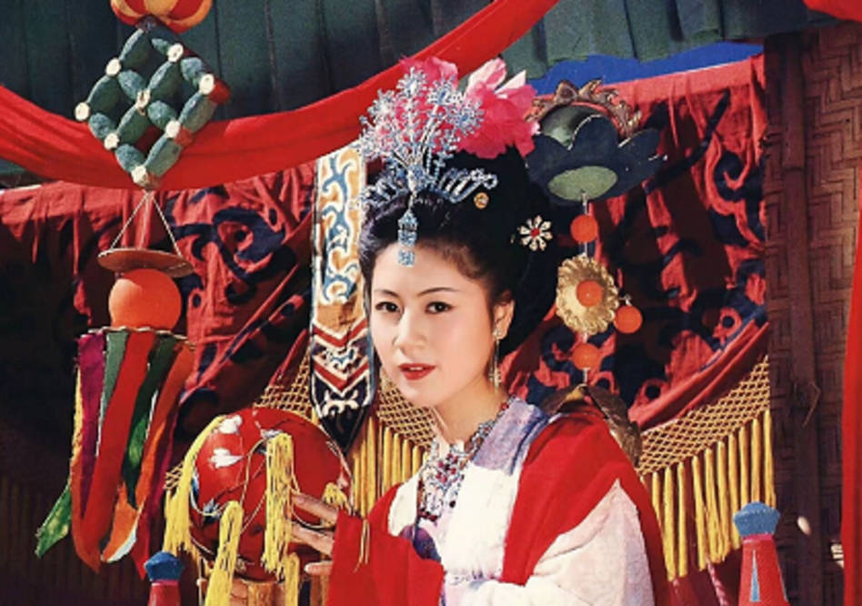 西游记》的10大美女,如今优雅老去,打了多少整容女星的脸_左大玢_唐僧