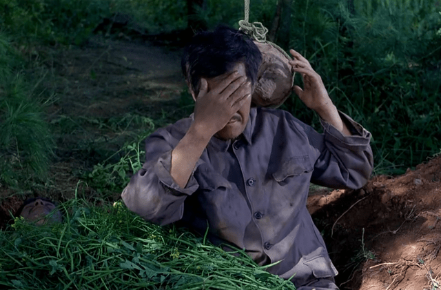 尸体|《落叶归根》14年,主角退隐江湖,十配角有人去世有人正当红!!