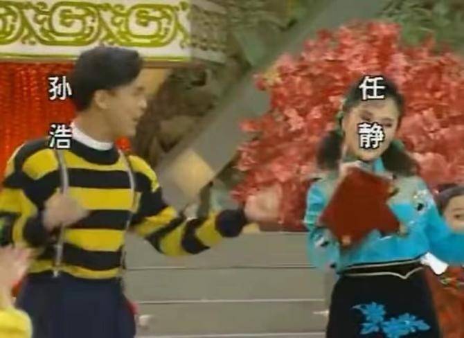 身份|他被称作是张嘉益的“小跟班”,以歌手身份出道,却在转型后被骂!