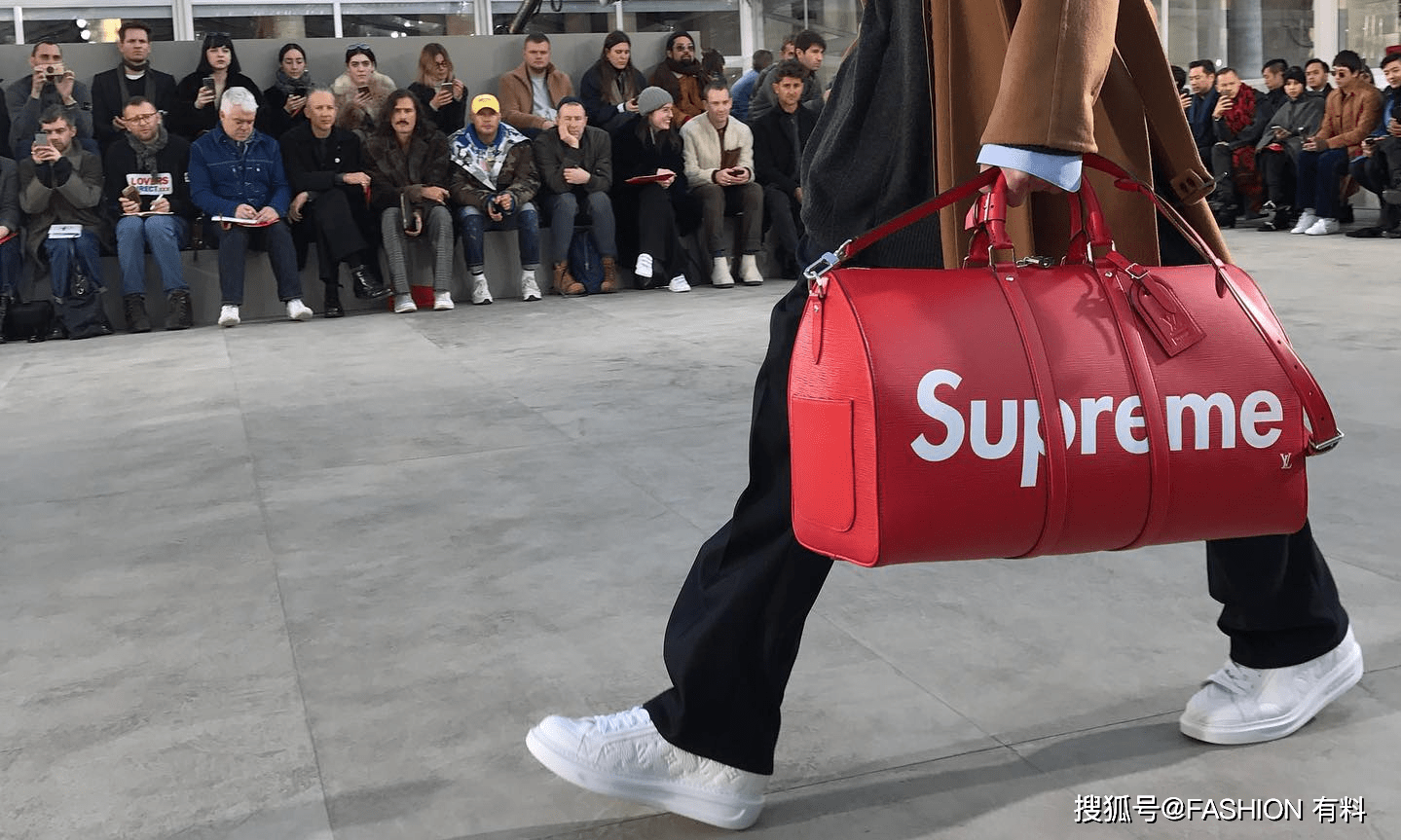 Supreme FASHION 有料 | 3.14 时尚快讯