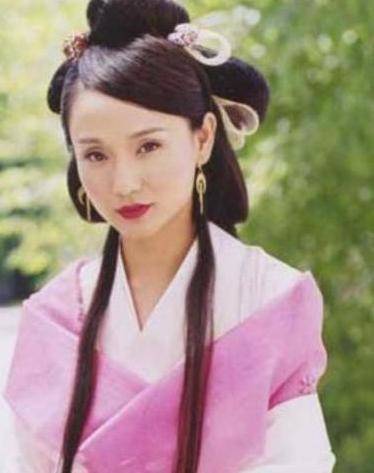 因为|他48岁转行做导演，娶蒋雯丽为妻，自诩张艺谋离不开他！