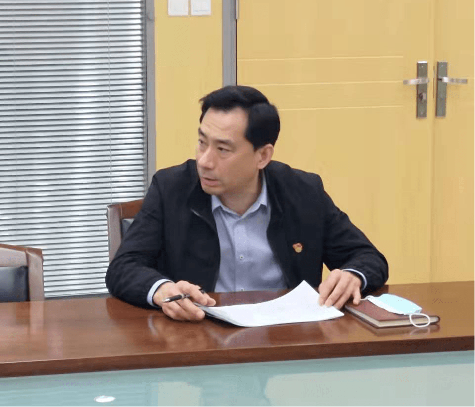 党委委员,副主任许鹏同志重点强调了社有镇域土地发展规划对区供销社