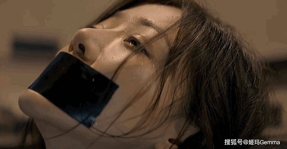 角色|打败汤唯碾压袁泉，恩爱15年却突然离婚：恭喜，终于轮到她红了