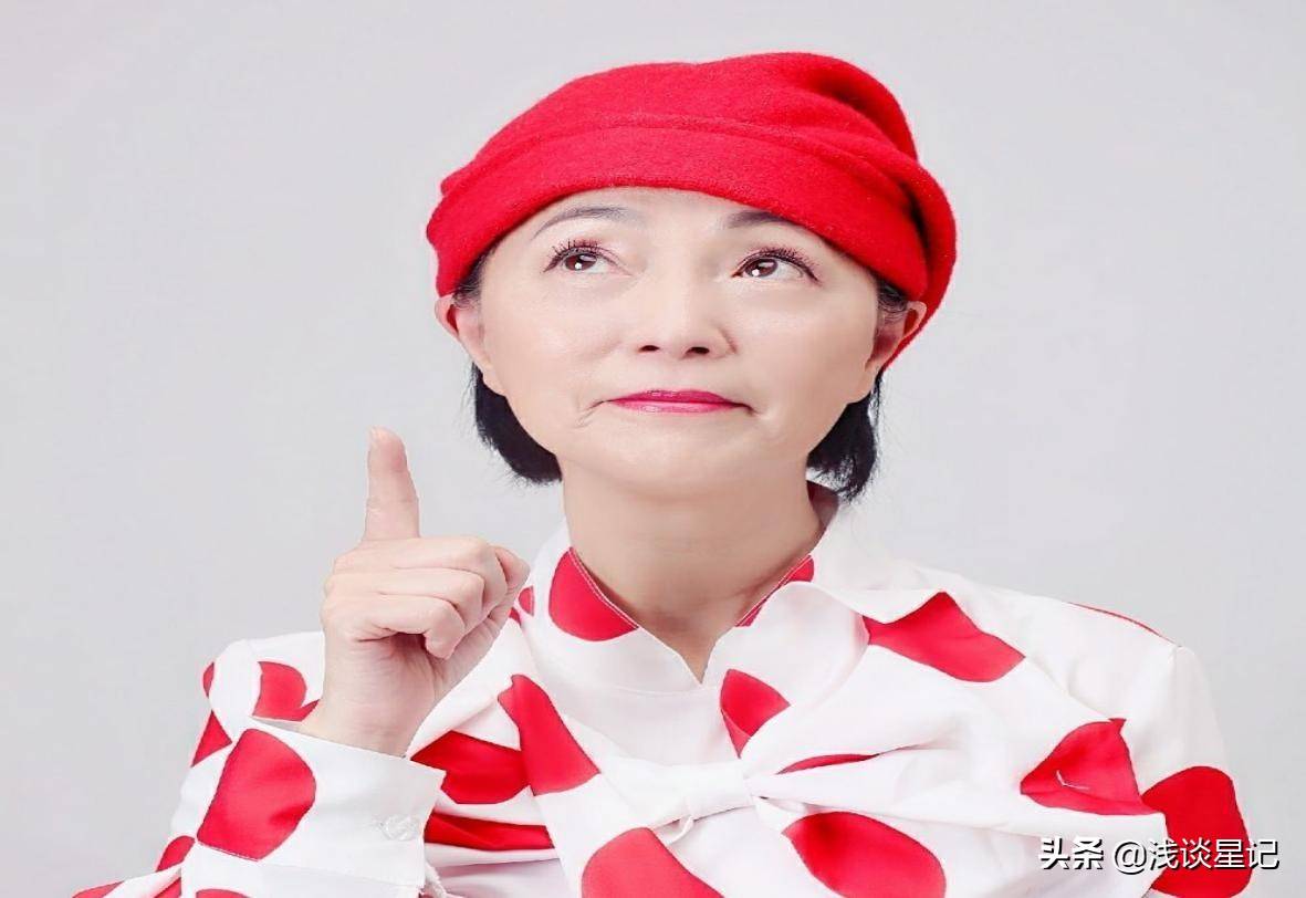 沧桑苑琼丹:跑龙套多年扮丑成名,与林正英的爱情故事让人泪目?