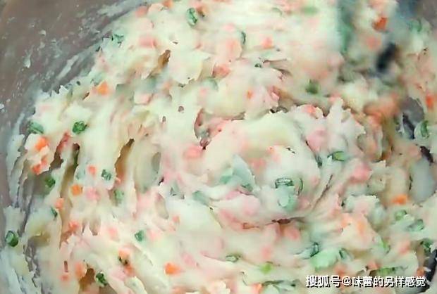 原料|早餐分享好吃的火腿土豆饼,软嫩鲜香,简单味美,大人小孩都爱吃