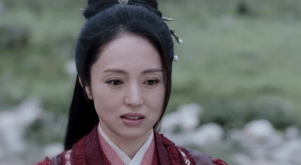 《有翡》董璇段九娘颜值演技均在线,可没了滤镜,一下老十岁!