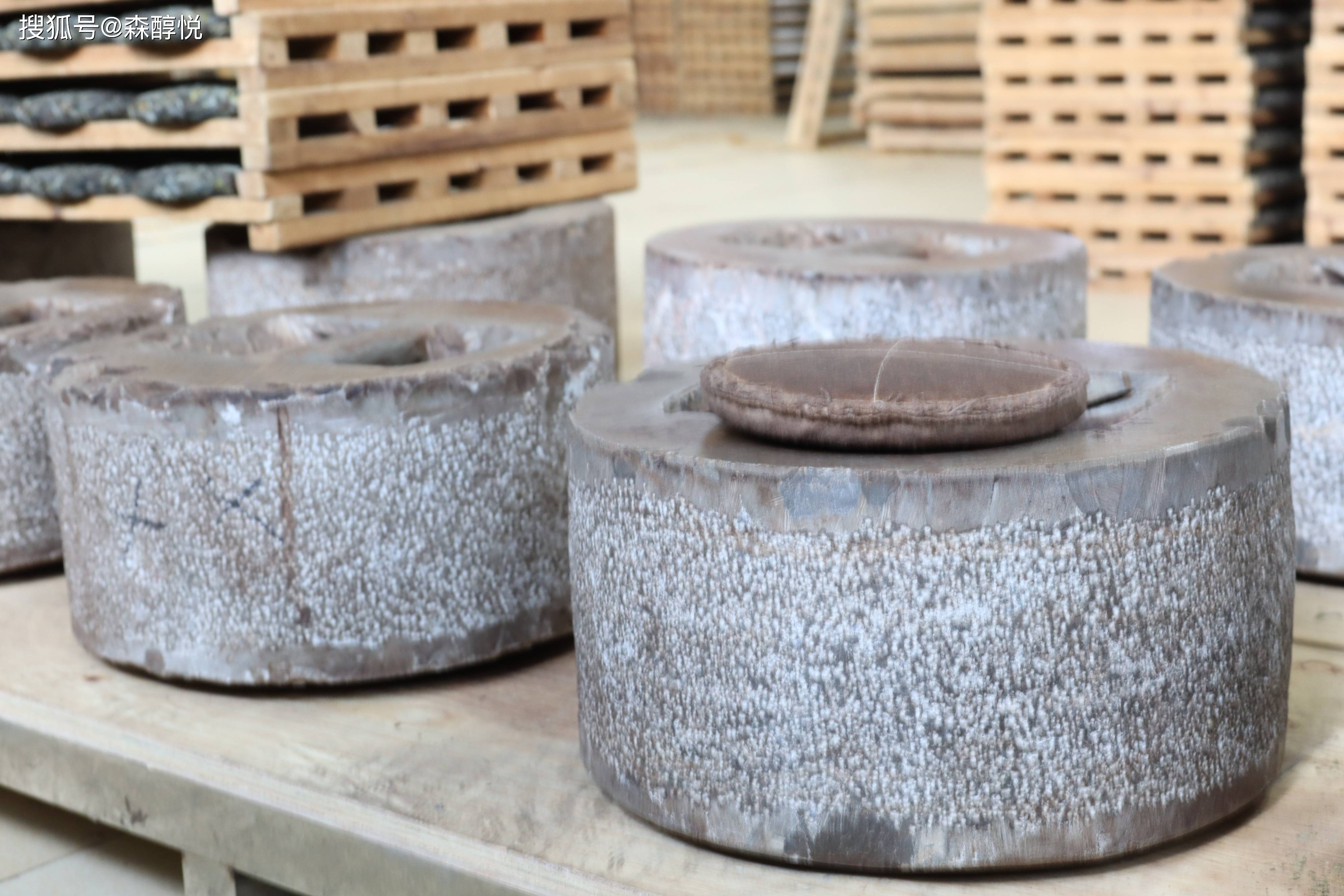 压制_茶叶_布袋