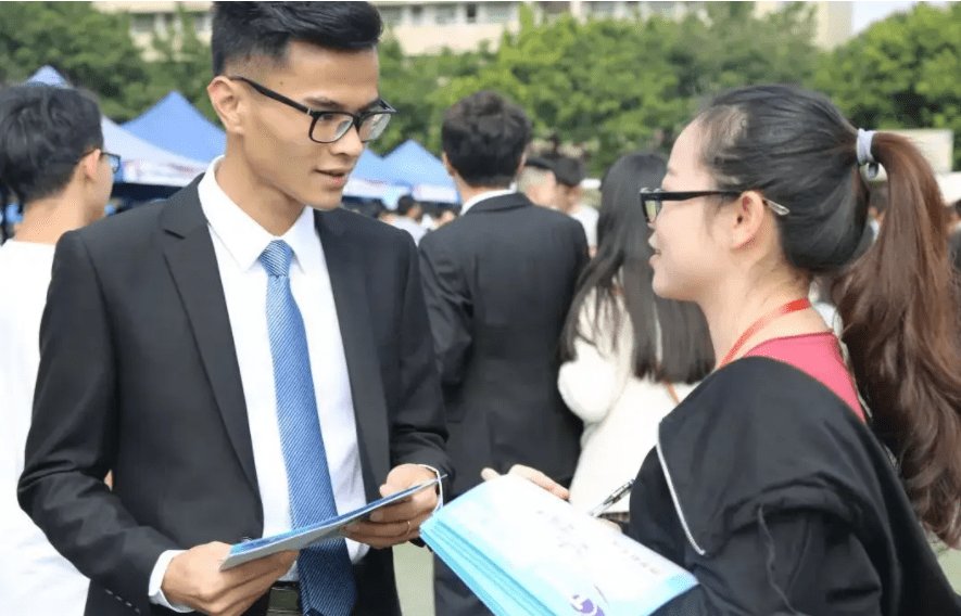 大学生就业5年收入排名医学仅排第8位工科势头叫人意外(图2)