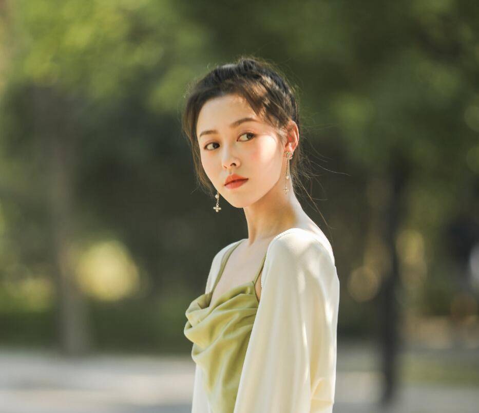 俞悦|半熟恋人3女被冷落，1人因太被动，1人因太主动，1人输在节目规则？？