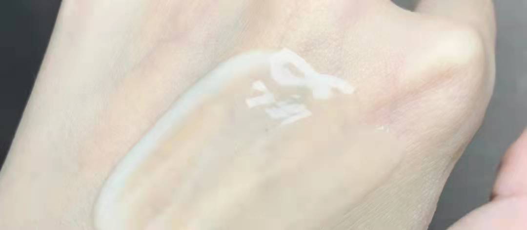 产品用A醇护肤总翻车?建议试试这4款“宝藏”精华,新手也能轻松驾驭