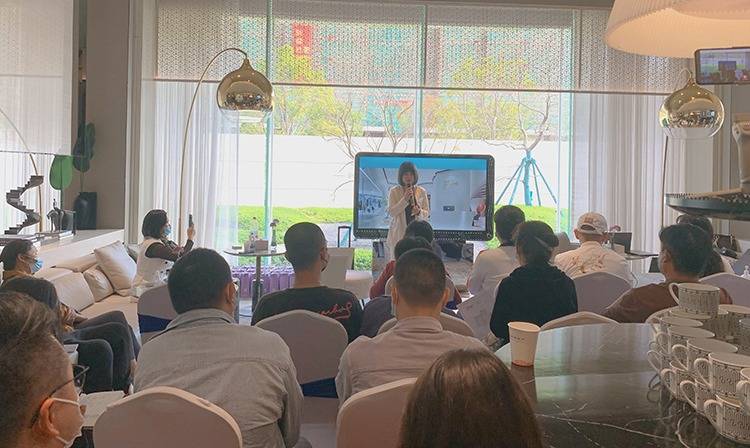 女神魔啦+美养赞限时开课啦!快进来看女神如何保养