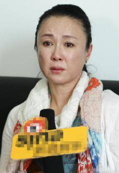 14歲出道25歲爆紅,卻2度離婚,打人吸毒自毀名聲,今做公益洗白_傅藝偉