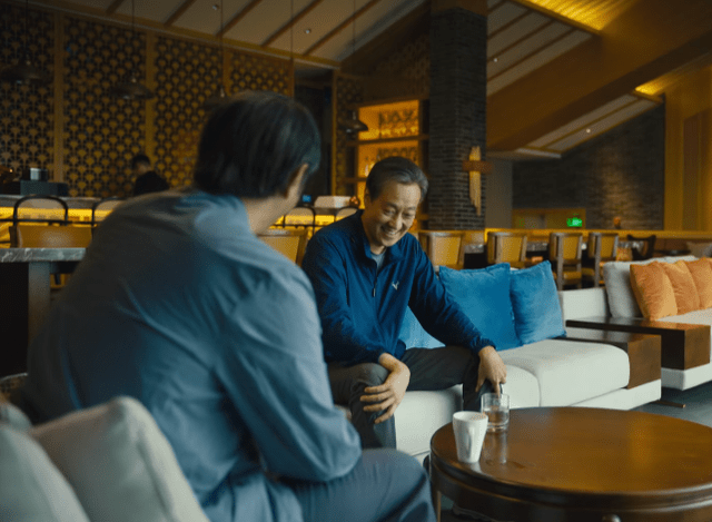 角色|《人世间》收视破3，辛柏青发文告别周秉义，内容催人泪下意难平？？