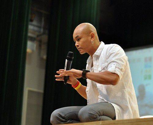 乐嘉|46岁的乐嘉，混成这样该怪谁呢？成于富豪妻子败于自己！