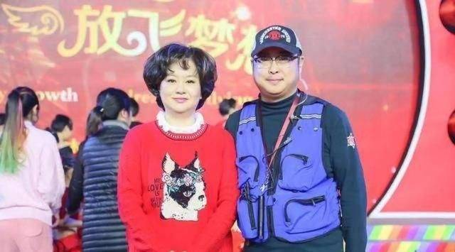 原创主持人鞠萍有过一段婚姻最担心儿子婚事