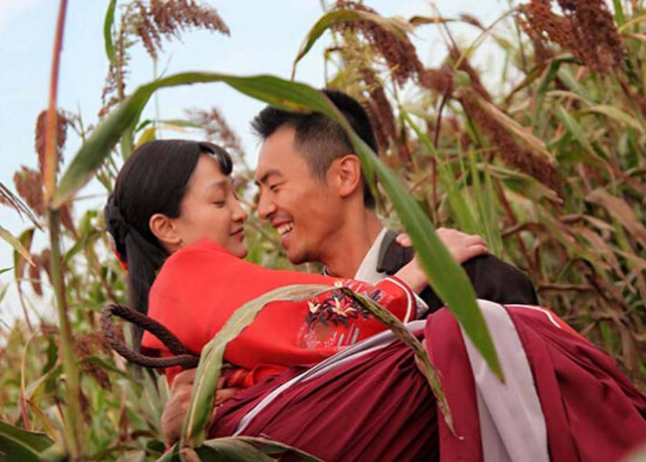 老张|看过周迅版的《红高粱》，再和巩俐版一比，差距就出来了！