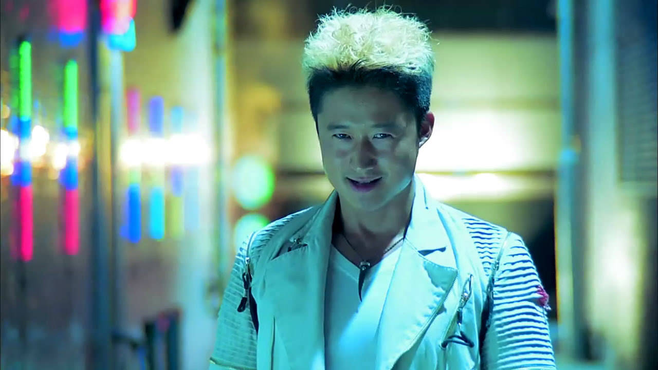 因为|吴京：曾被前女友嫌弃，入圈26年无绯闻，现成200亿导演！