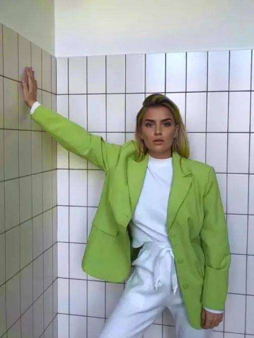 石绿 三月的美,只此青绿。