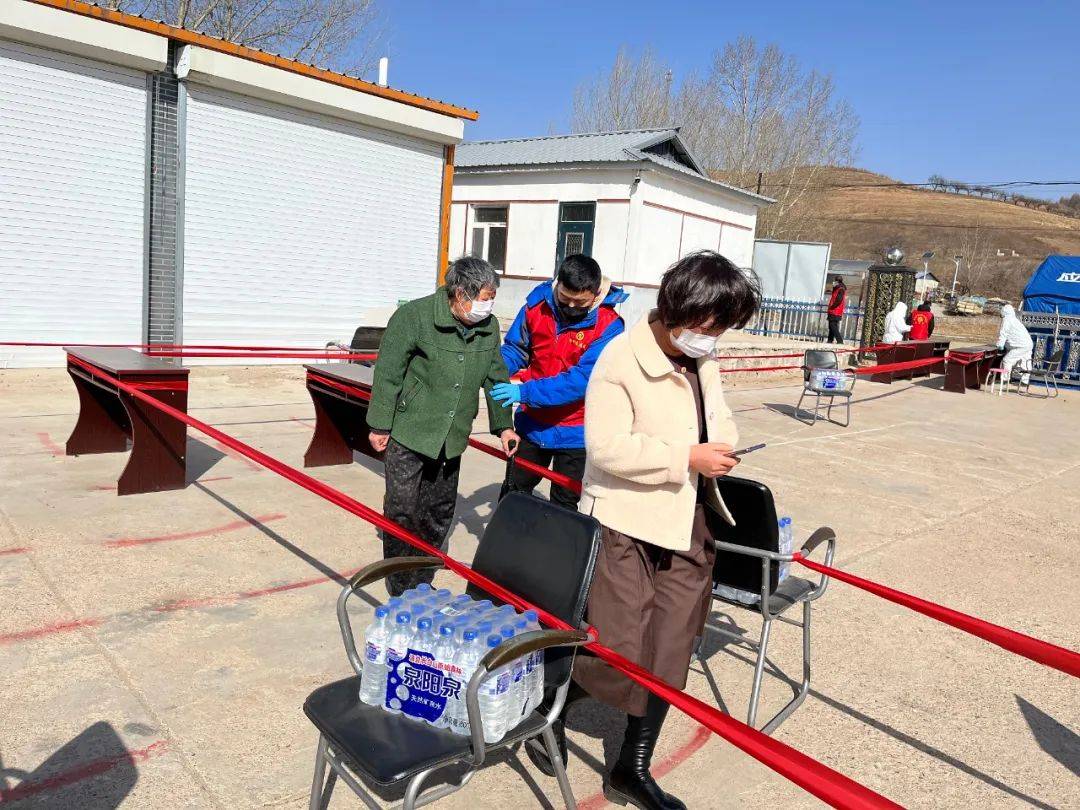 图们市长安镇新时代文明实践所开展3学雷锋文明实践月主题活动