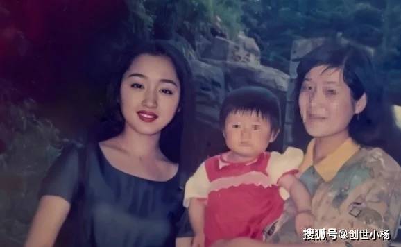 原创杨钰莹歌迷收藏的旧照见证她当年究竟有多美难怪圈粉老少三代