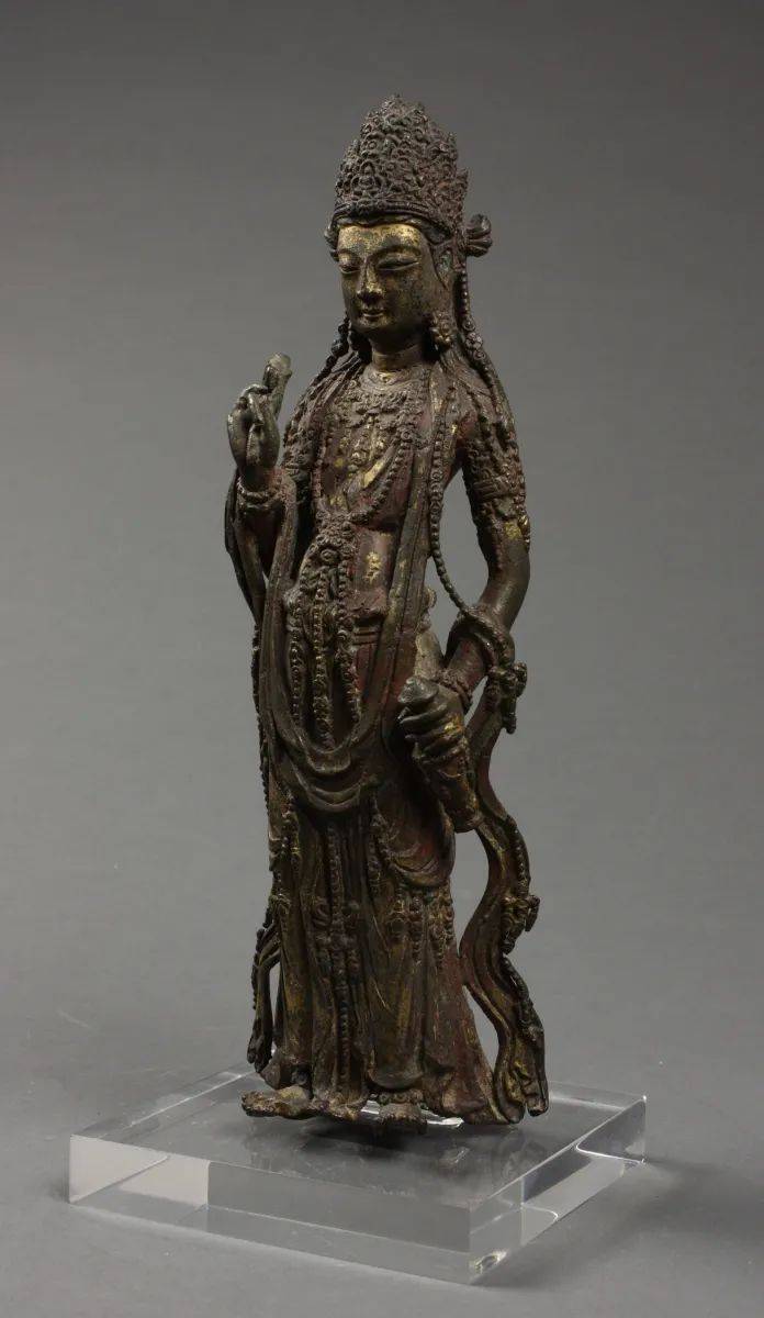 佳士得纽约亚洲艺术周重要大理国铜鎏金观音赏析