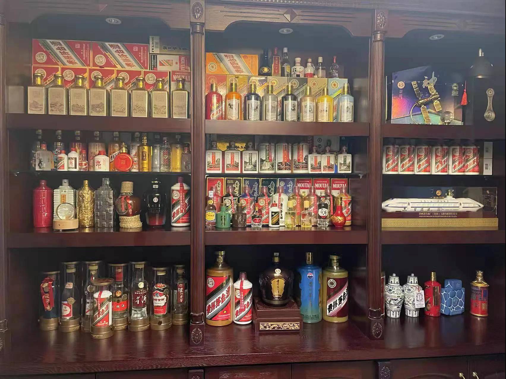 值得收藏的4款白酒,个个都是酒中佳品,遇见别错过
