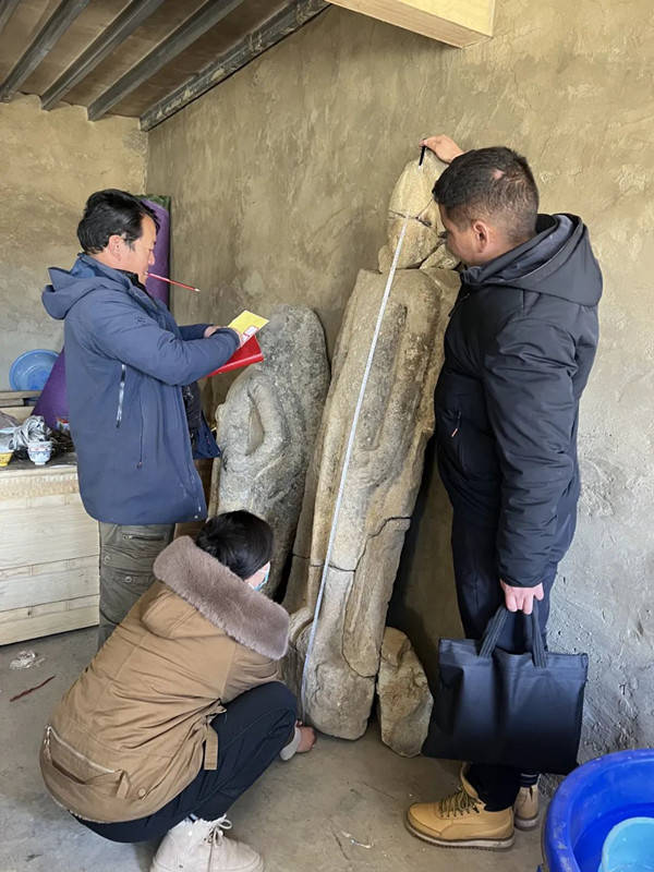 考古新发现！西藏发现早期石刻文物