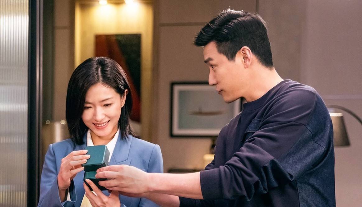 角色|又一国产狠剧将袭，陆毅携手最美“戏疯子”，戏骨云集坐等大爆！