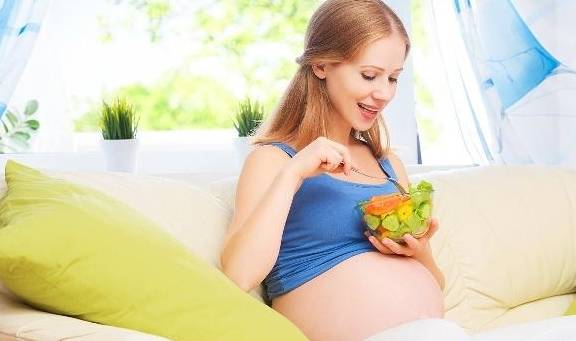 营养素|孕期每天吃多少水果好？4个注意事项要了解，第4个很多孕妈常做