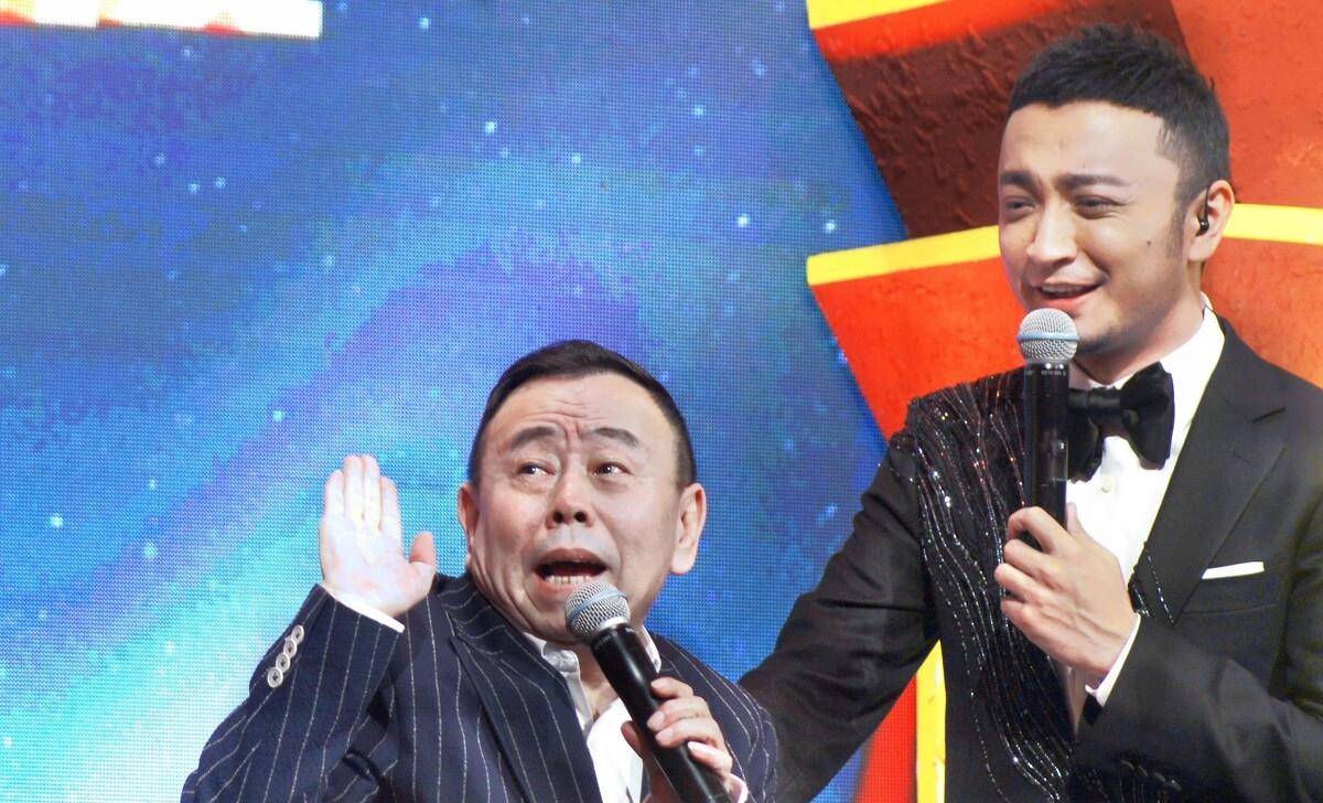 潘长江和姚明同时掉进太湖,你先救谁?我先救潘长江_身高_因为_潘叔