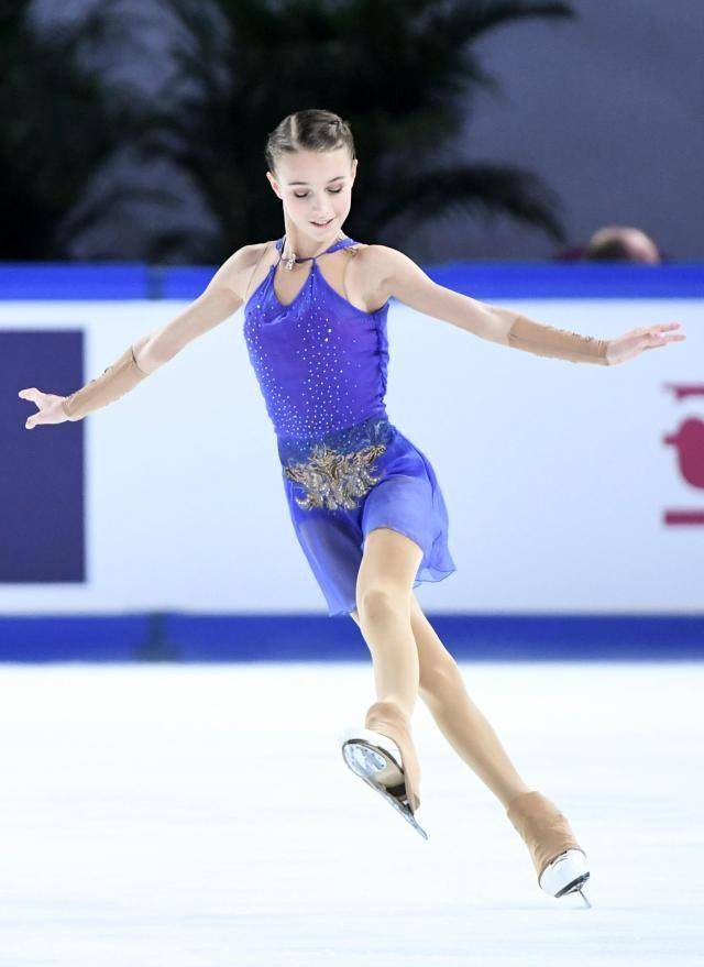 原创家有千金天使颜值魔王实力神仙打架的俄罗斯花滑队有多卷