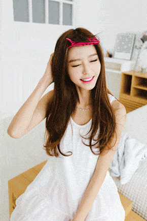 指头|搞笑GIF趣图：这车的越野能力真厉害这样都能上去啊