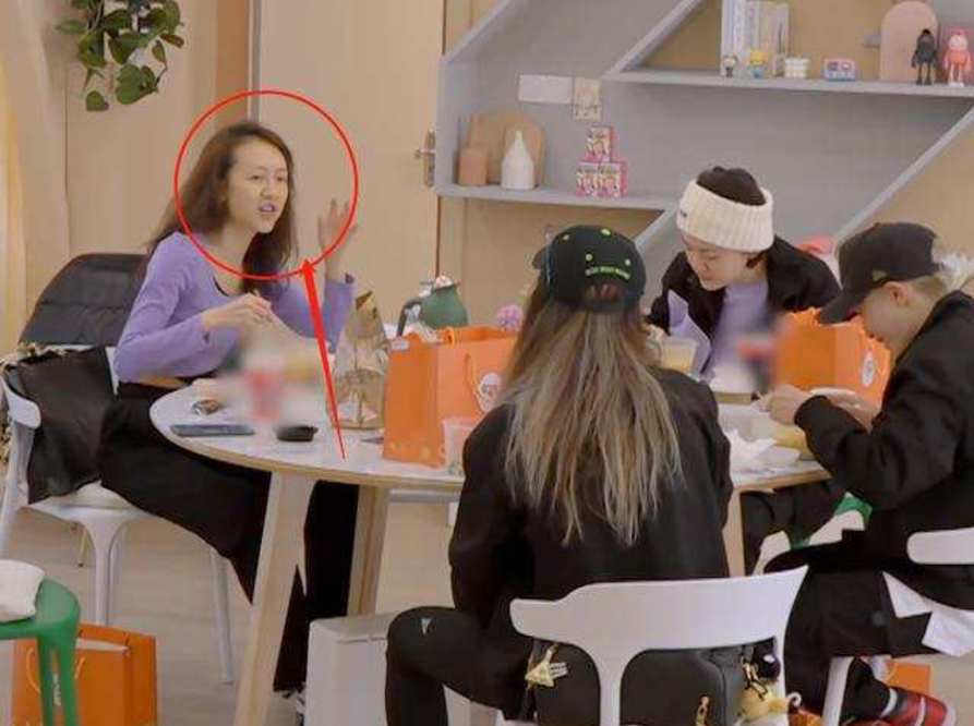 对比美女得看素颜！20位女星妆前妆后大对比，谁驾驭住了卸妆的考验？？