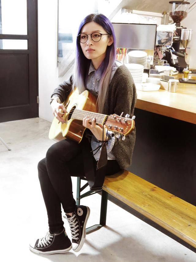 35岁男星官宣二婚,晒牵手照秀幸福,妻子被嘲"小三上位"_倪安东_婚姻