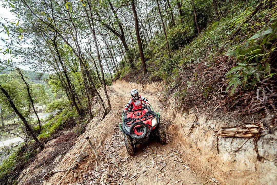 广州山地越野车飞飙丛林矿场你敢玩吗