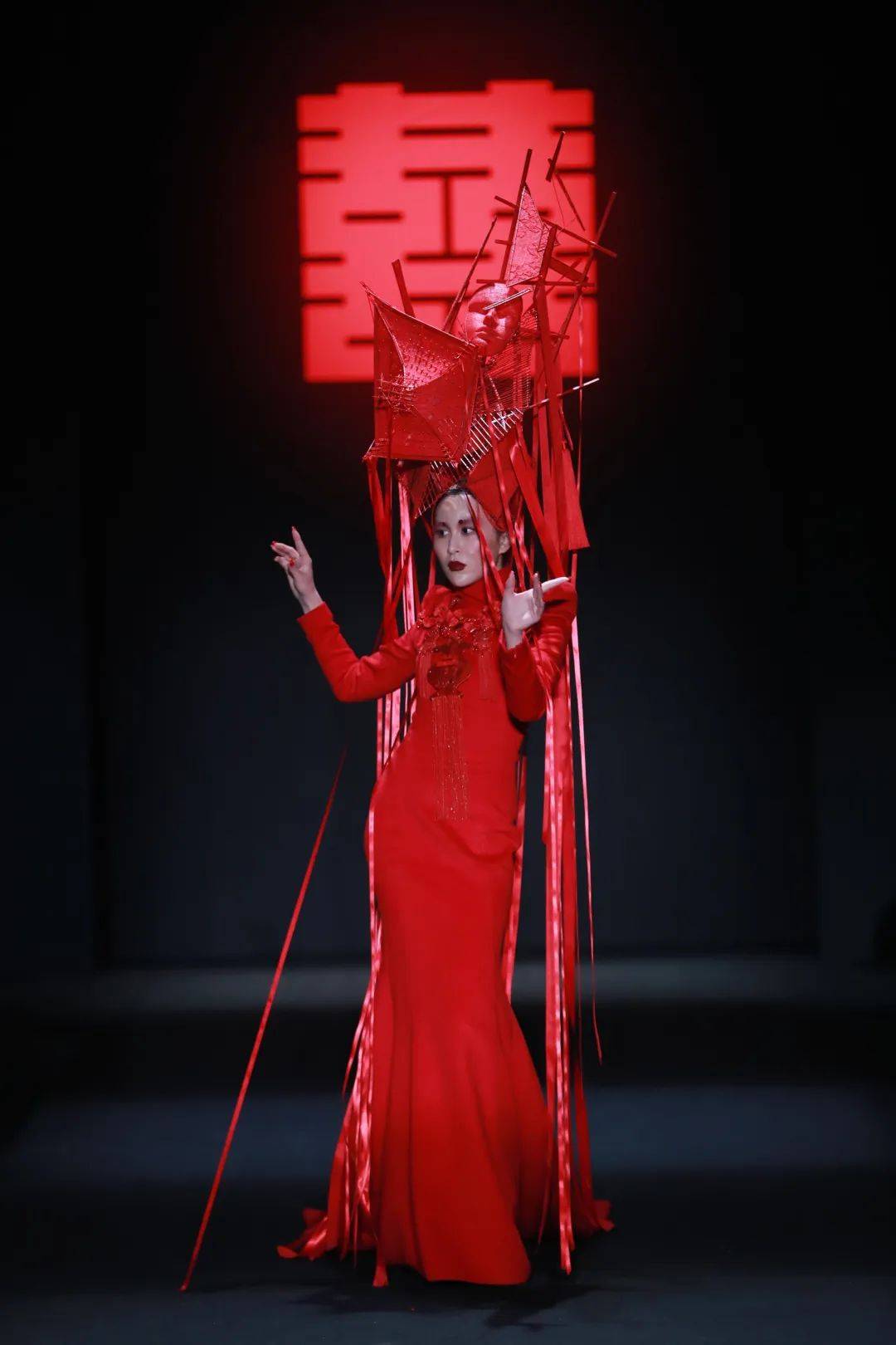 设计 有温度的时尚行为｜设计师胡社光受邀出席江汉大学设计学院学术论坛