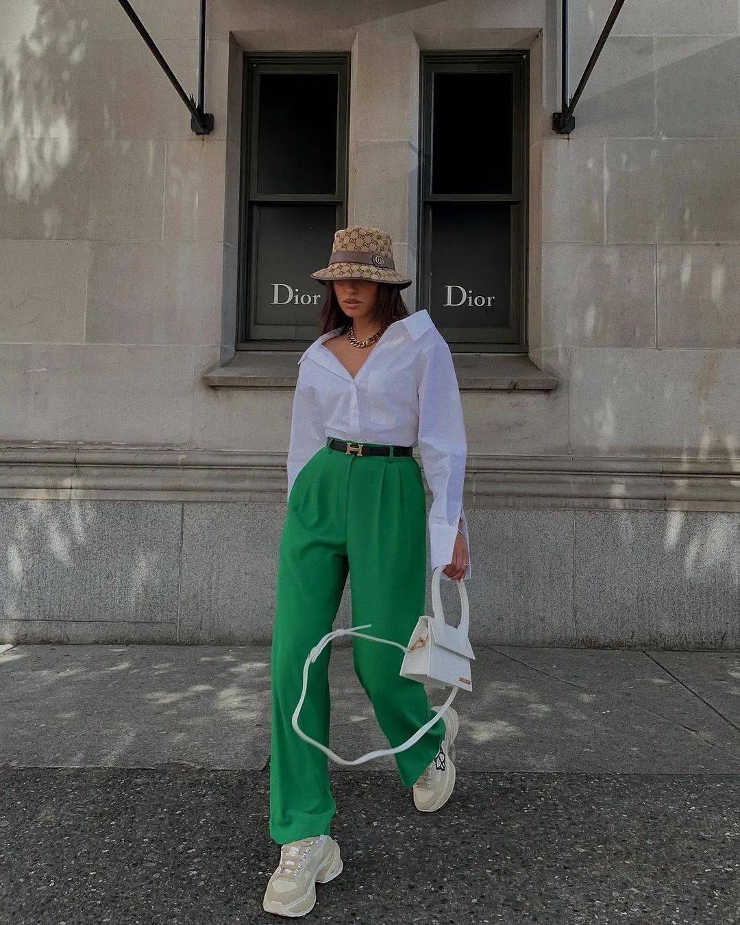 黑色 2022春夏流行色趋势:香菜色!