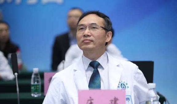 广东省心血管病中心主任庄建教授说,田女士的手术不算复杂,疑难,不然