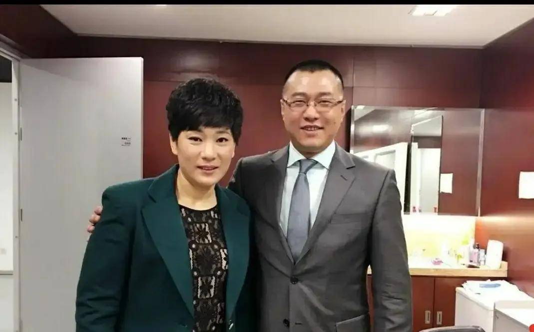 恋爱长跑9年却以分手告终,如今各自安好_李昕_巩晓彬_国足