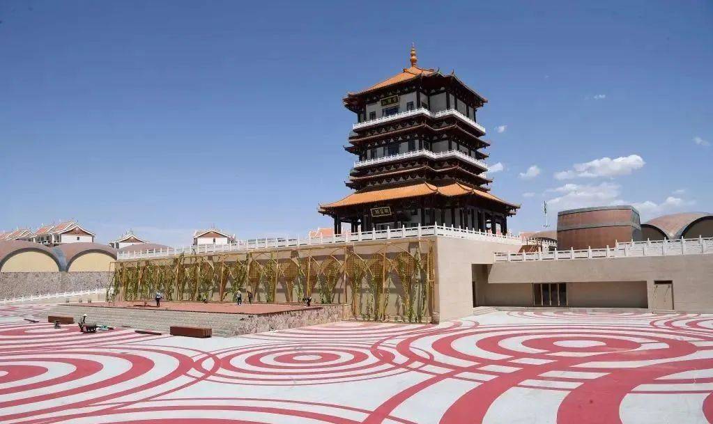 国产|让人看不懂的宁夏产区：一边卖酒庄，一边建酒庄！