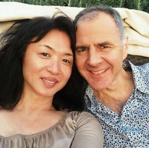 如今金星已经53岁了,可当大家看到金星的泳装照时,纷纷表示,终于理解