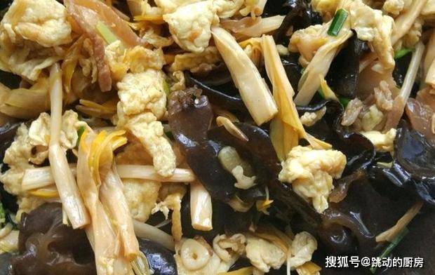 做法|它被称为“安神菜”,春天记得吃,营养丰富口感好,家中要常备