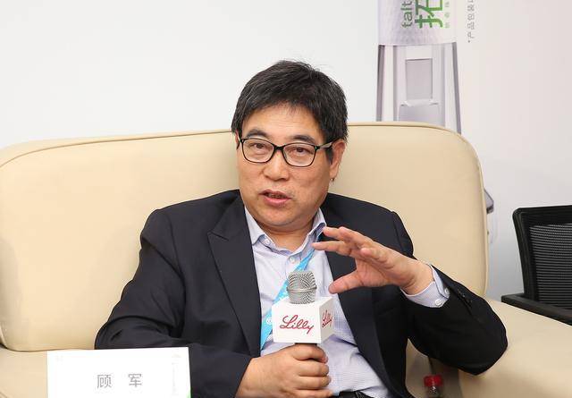 上海长海医院皮肤科主任顾军教授不得不说,在我国,患者对当前的银屑病