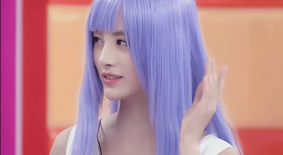 鞠婧祎紫发旧照_雅典娜_cos_造型