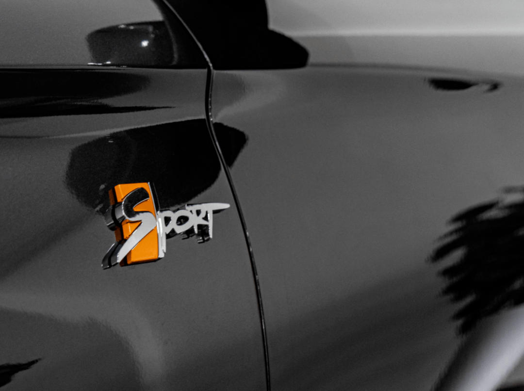 年轻人|为何欧尚X5运动版深受年轻人喜爱？除了硬实力，还有情怀？