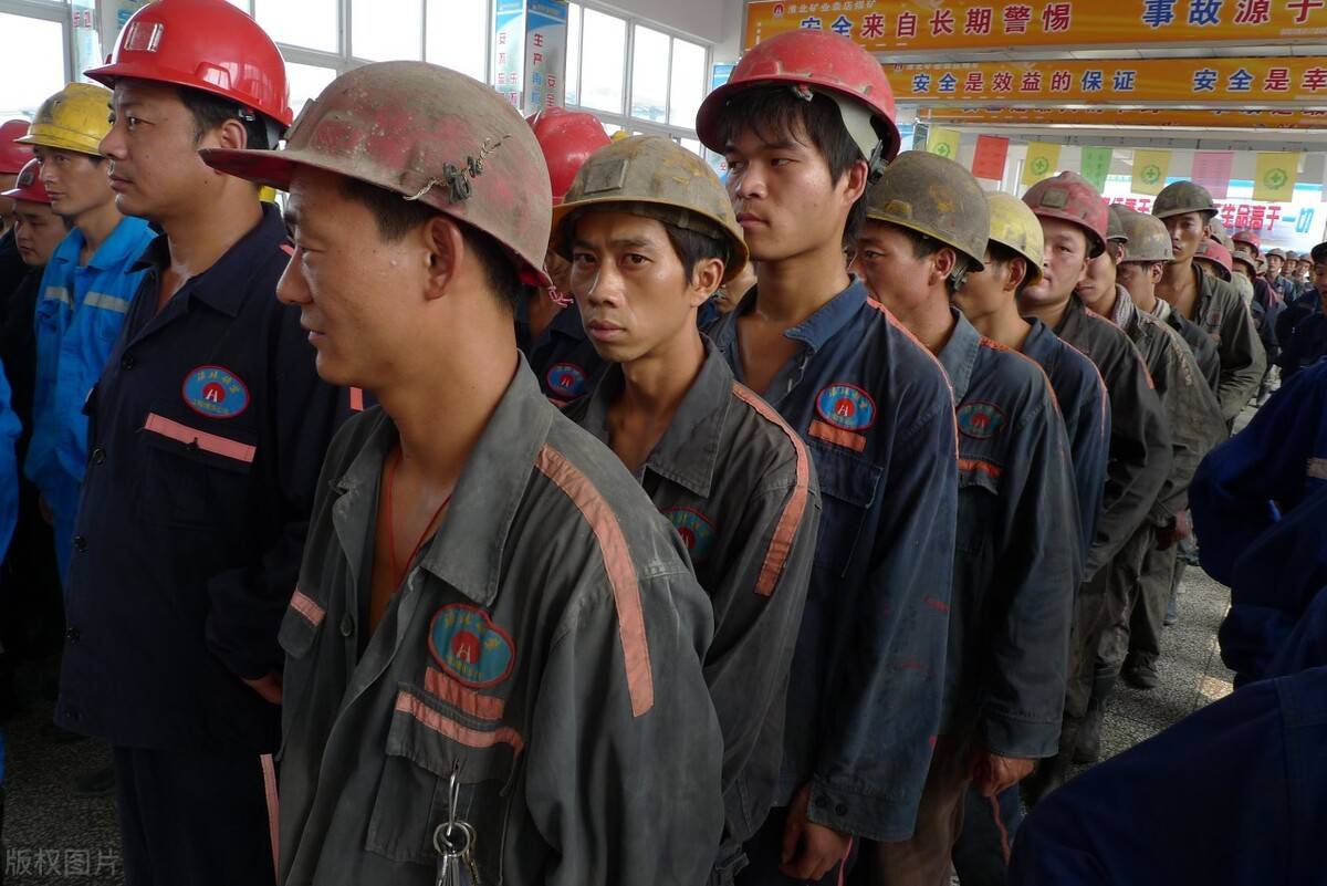 农民工在建筑工地没签合同受伤该怎么办如何保护他们的权益