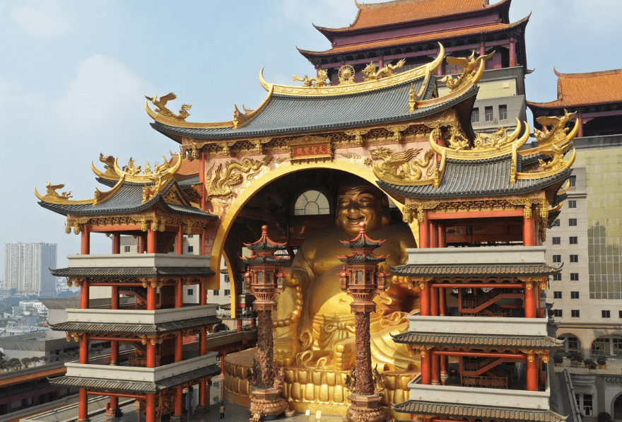  广西第一宫云天宫，耗资30亿制作，门票是故宫的4.5倍