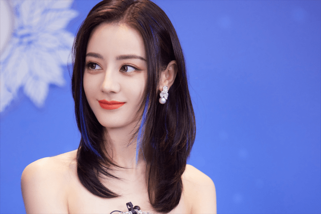 因为|杨紫和迪丽热巴的不同选择，前者回归仙侠，后者寻求上星